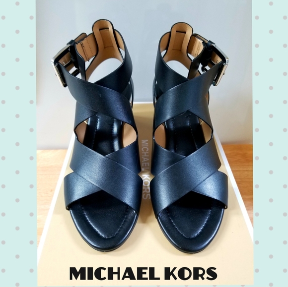 EUC MICHAEL KORS LEATHER OPEN TOE STRAPPY SANDALS - Picture 1 of 8
